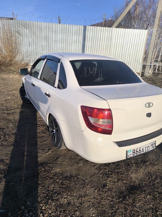 продам автомобиль