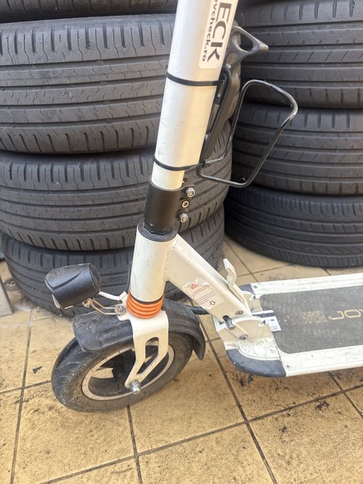 Trotineta Joyor  5 S  acumulator epuizat