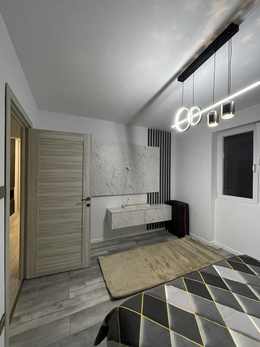 Închiriez apartament 2 camere