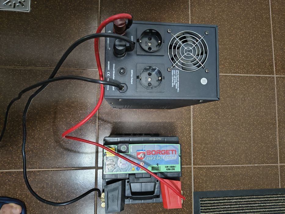 UPS  800 VA  well și acumulator marca Sorgeti 50 Ah.