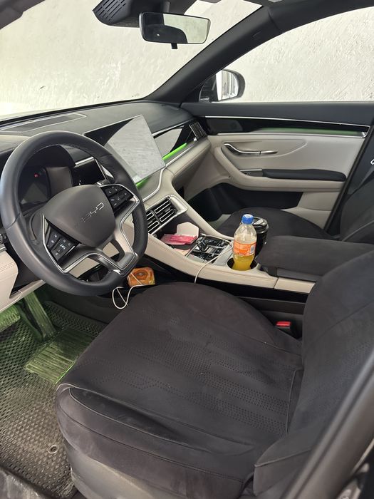 Автомобил BYD  сонг плюс гибрид