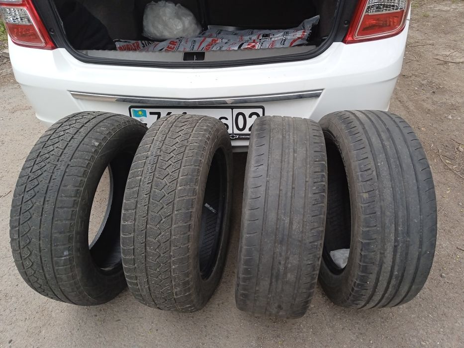 Продам шины 215/60/16