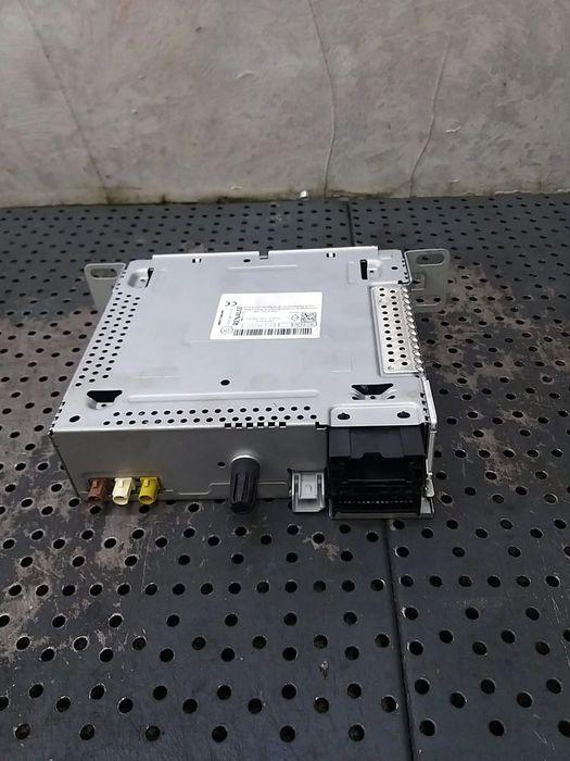 Unitate radio navigatie gps renault captur j5 h5 281151536r a2c94304510
