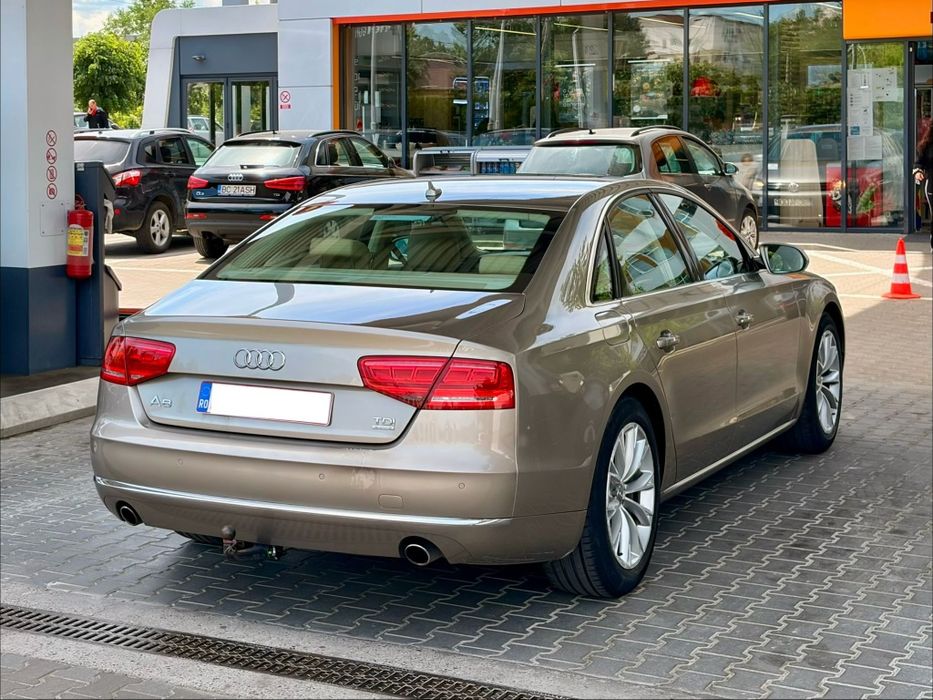 Audi A8 Long 2011