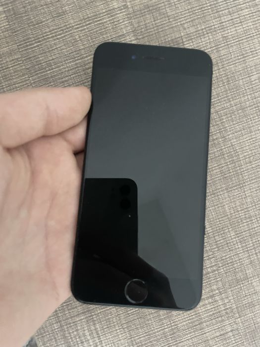 Ecran original iPhone 8/iPhone SE (2020 / 2022)