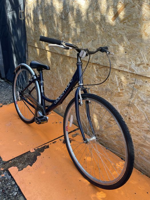 Bicicleta cadru dama aduenture roti 28” cadru aluminiu