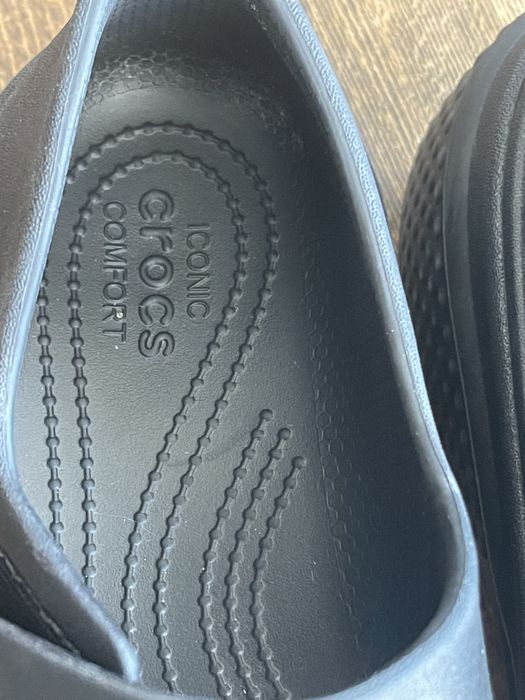 Crocs  обувки 42