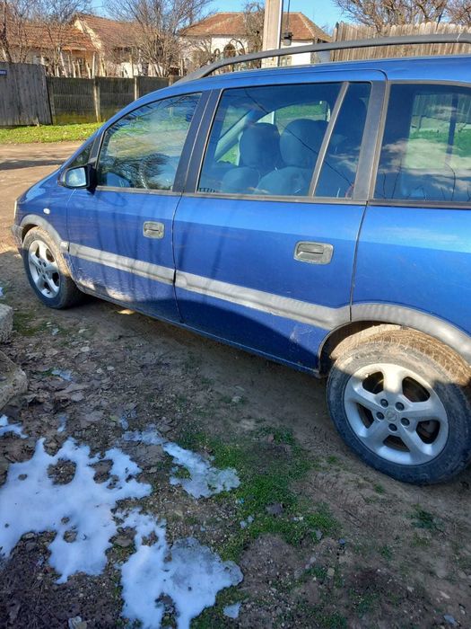 vand opel zafira 2002 1.8 benzina+GPL