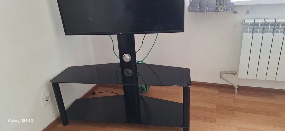 Подставка под телевизор