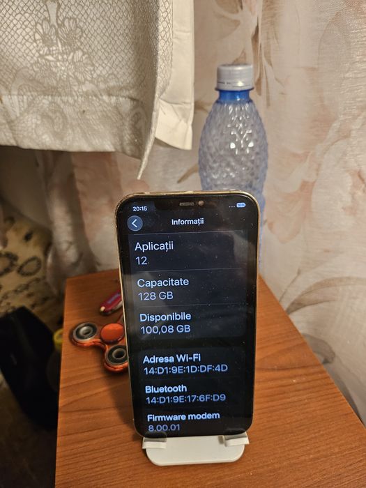 Vând iPhone 12 pro max gold neverlick