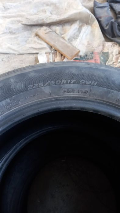 Продам шины 17 размер