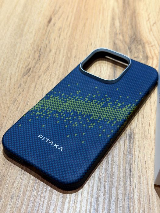 iPhone 16 Pro - 256 GB - Black Titanium - Като нов