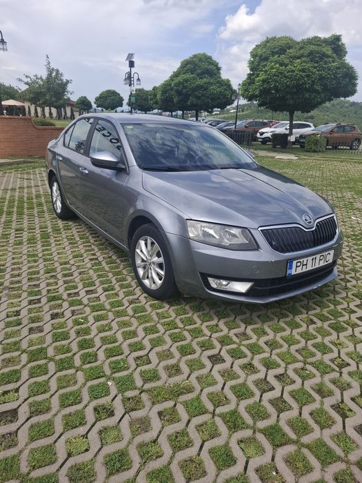 Vând Skoda Octavia 3