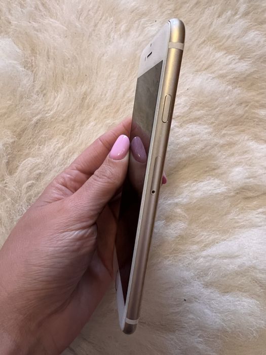iPhone 7 / 32 GB