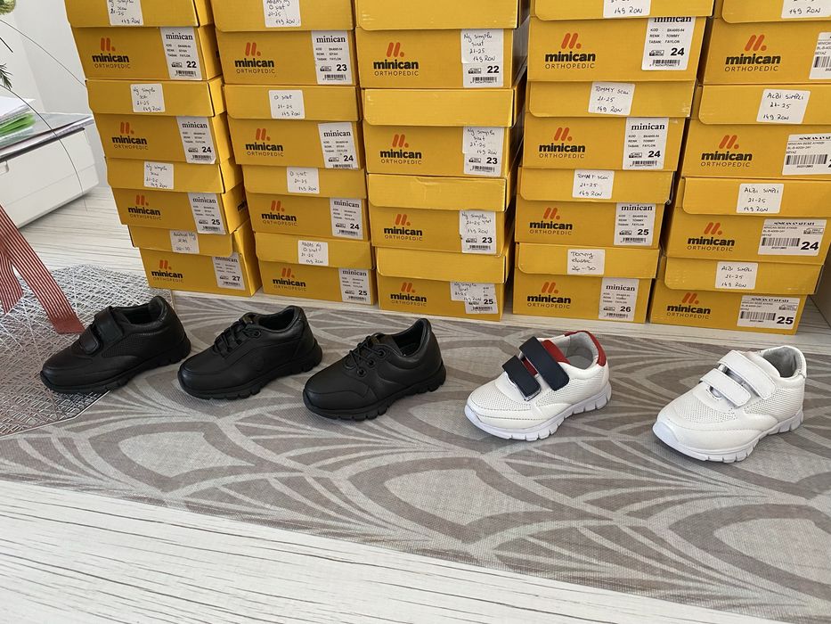 Incaltaminte din piele naturala