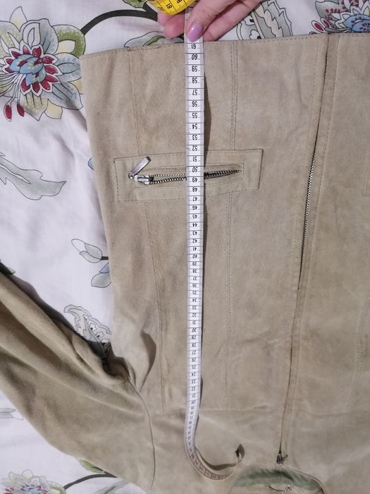 Geaca piele intoarsa