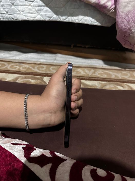 14 про макс 256 ёмкость 85%