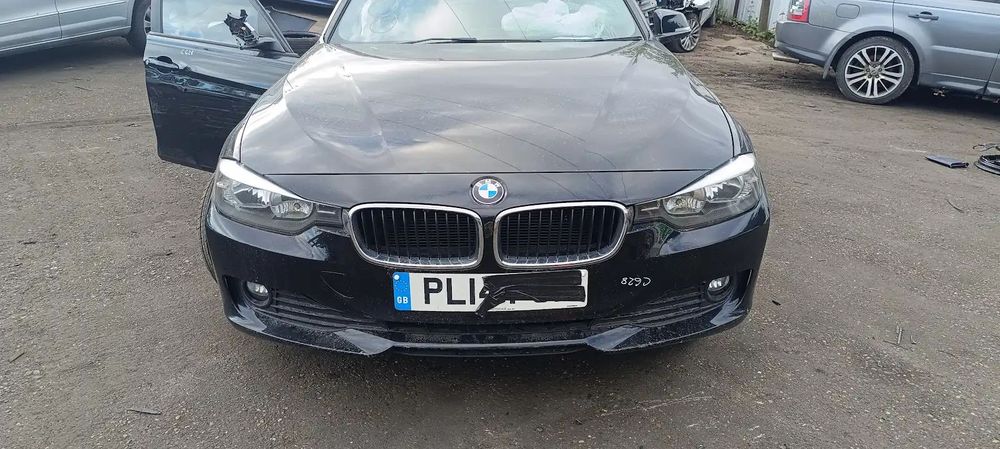 Dezmembrari / Dezmembrez BMW F30 320d 2.0 N47D20O1 cutie viteze automata cod culoare SCHWARZ II (668)