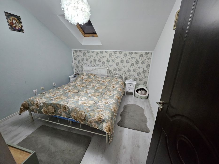 Apartament cu 3 camere,  82  mp , Ipotești , Suceava