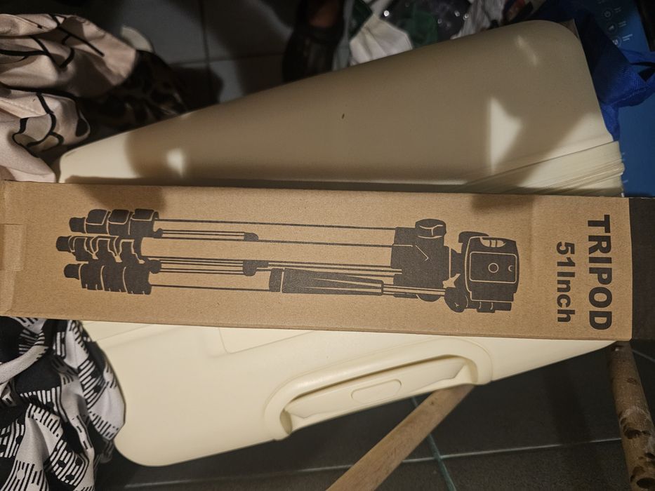 Ochelari,bateri laptop ,trepied etc