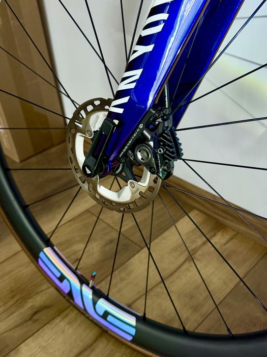 Canyon Aeroad CFR Dura Ace DI2 2x12 Powermeter