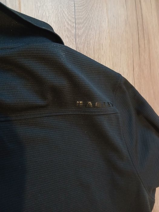 Мъжки тениски Essential, Oakley, Hugo Boss,