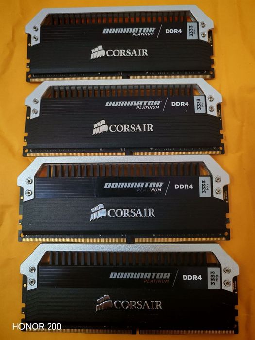 Corsair Dominator DDR4 2x8gb 3333mhz