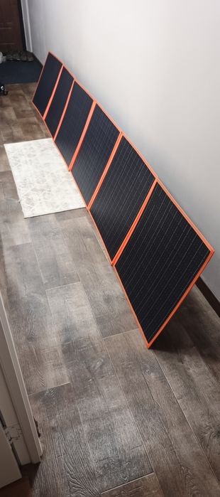 Срочно Продам солнечною панель на 300вт.