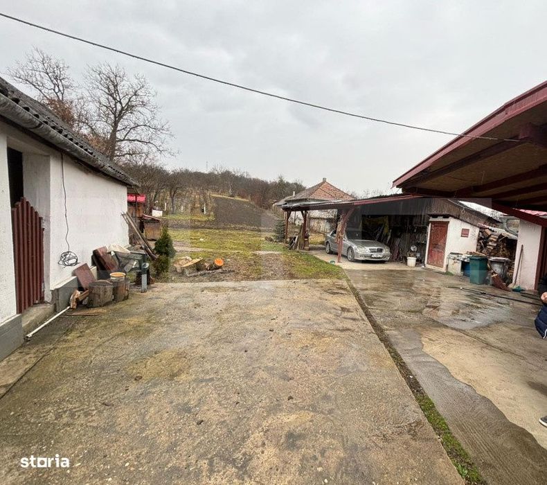 Casa de vanzare cu 3 camere