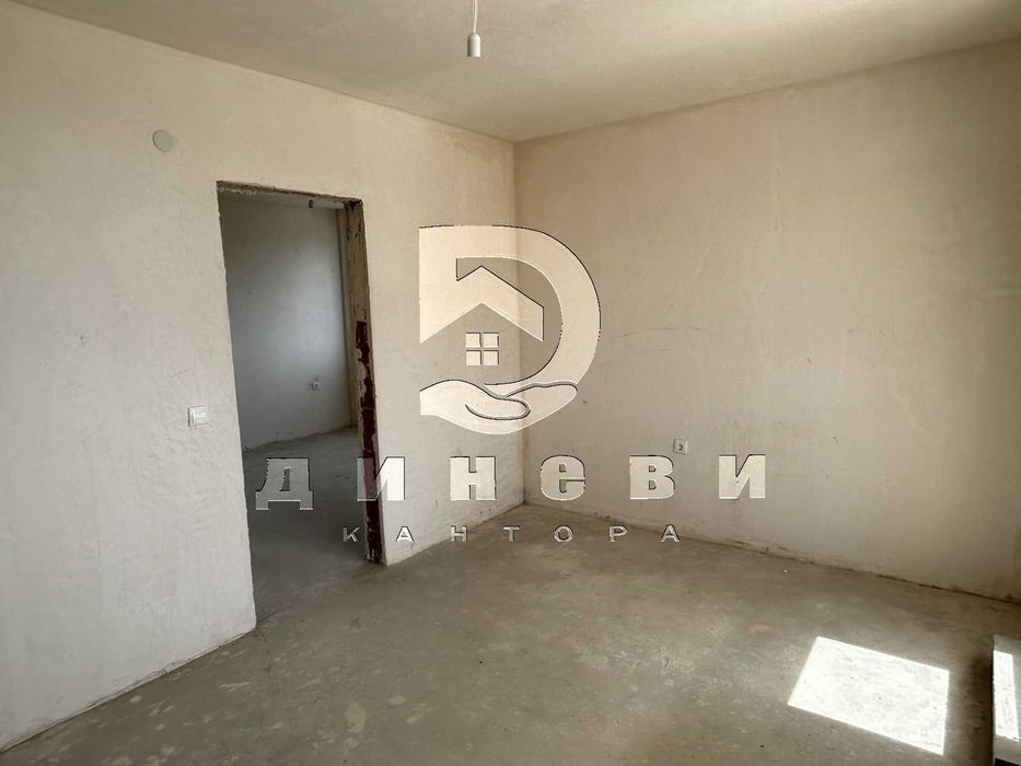 Продава се Тристаен апартамент в Стара Загора, Била - 132 кв.м за 849 €/кв.м - Снимка #10