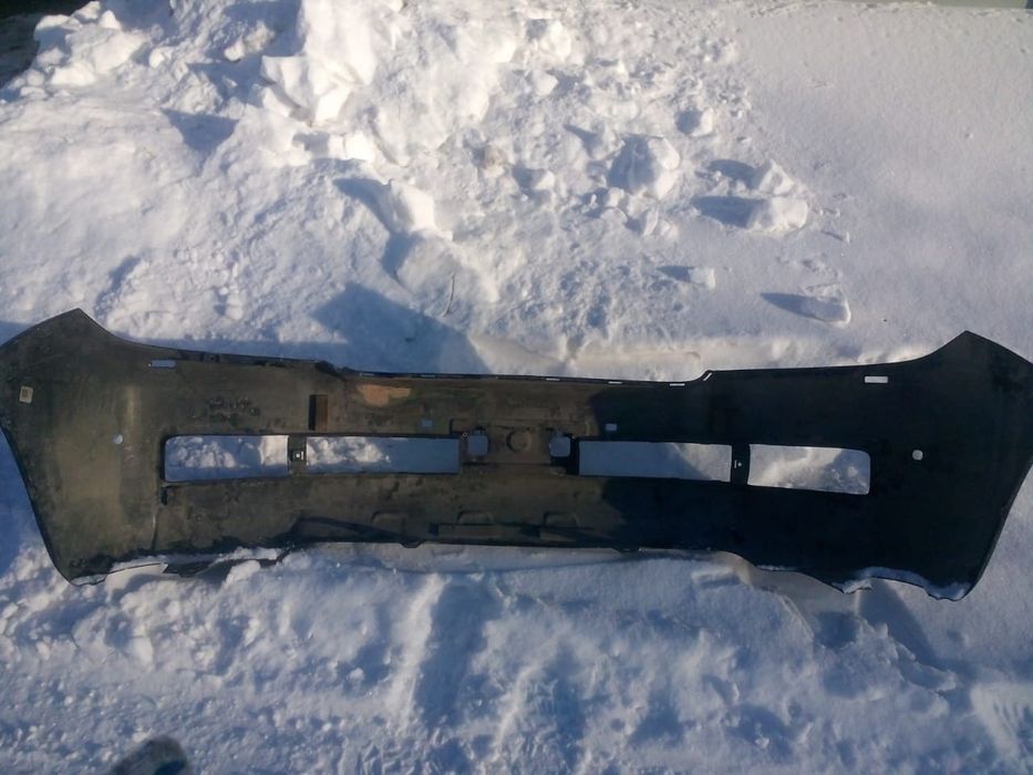 Бампер передний Тойота 200