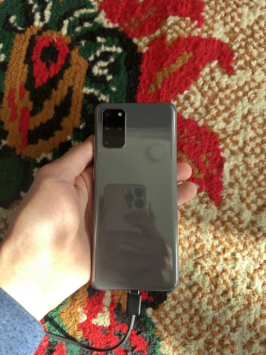 S 20plus koreyski sim imeydan otgan 12/256