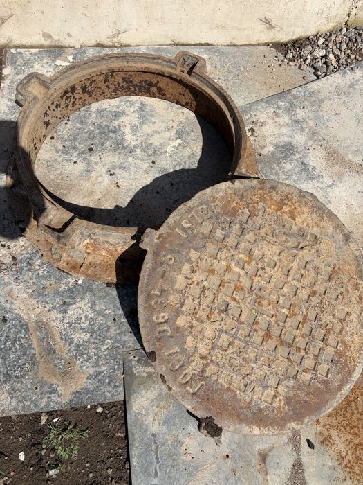 Чугунный Люк Советский СССР