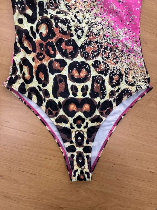 Дамски цял бански в леопардов принт