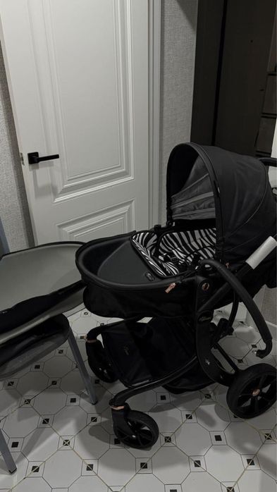 Продам коляску детски