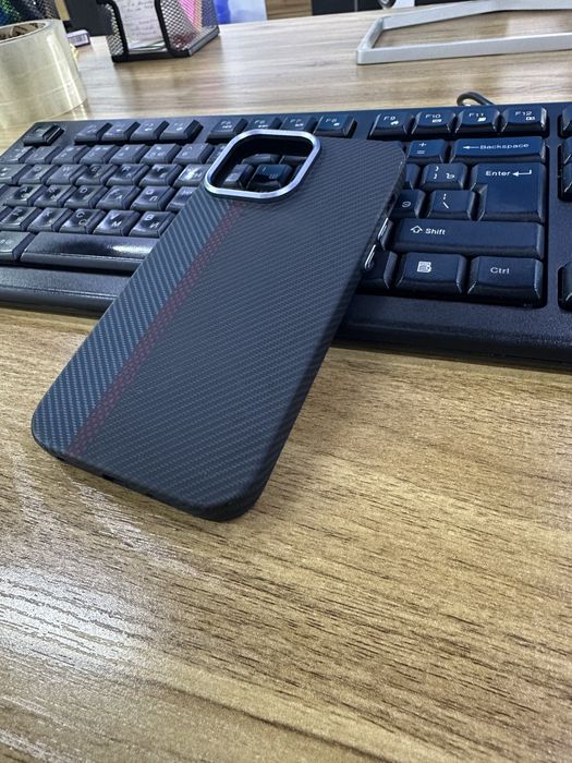 Chexol 14 pro max uchun. Yangidek. Magsave