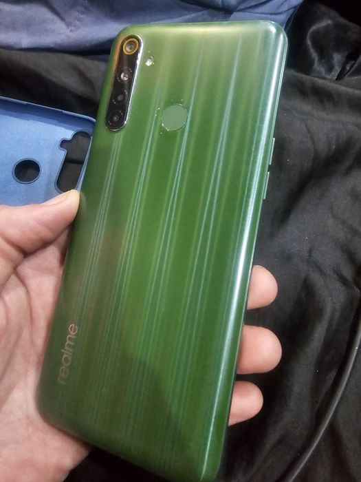 Realme 6i  128 гб