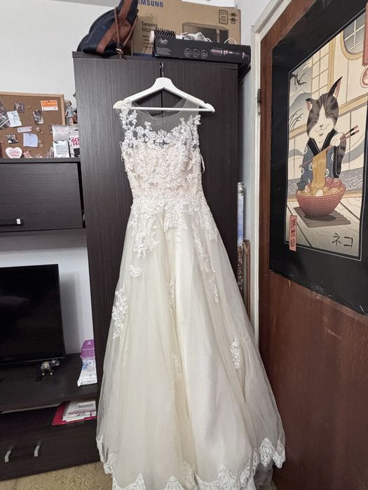 Vand Rochie de Mireasa