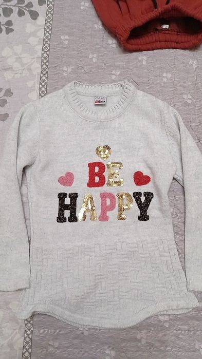 Свитера в хорошем состоянии на 6-8 лет.Цена за один