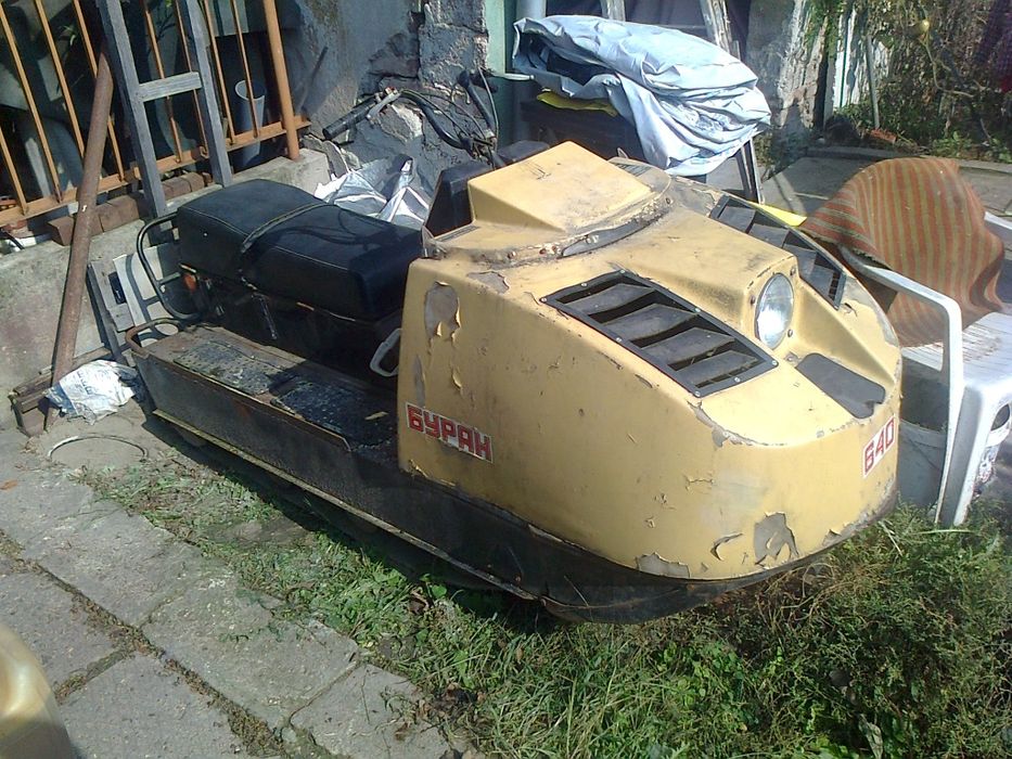 Snowmobil Buran 640