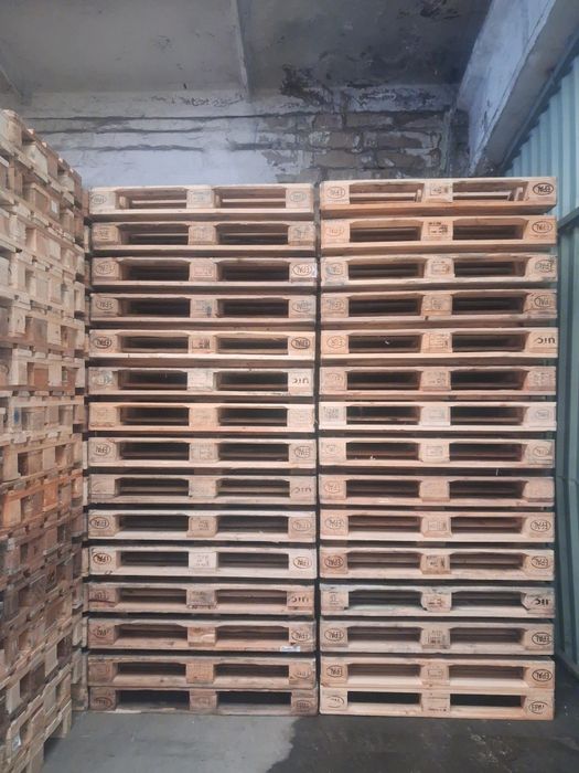 vând paleti euro și NON euro