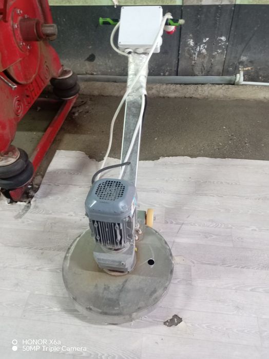 Продам центрафуги, ротор, пускатель. или ищу партнёра