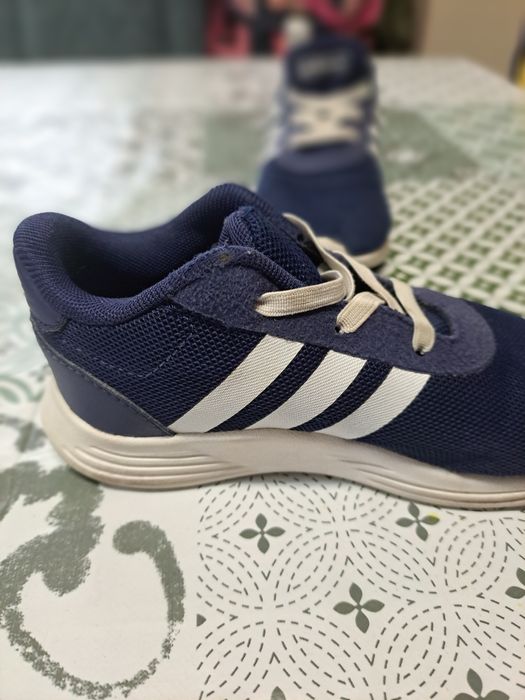 Детски летни маратонки адидас