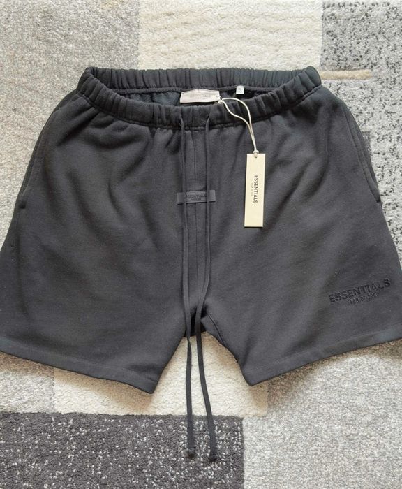 Pantaloni scurt Essentials