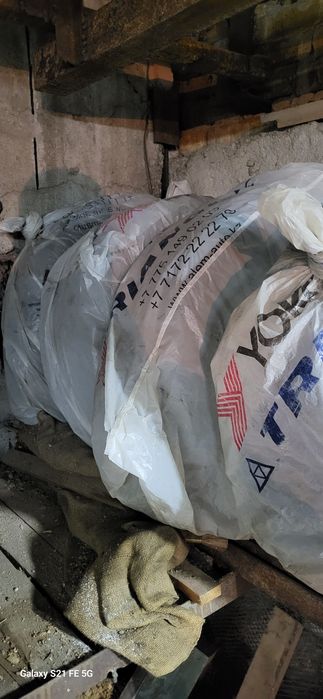 Продам комплект зимних шин