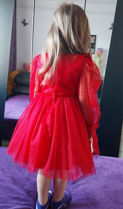 Rochie eleganta.