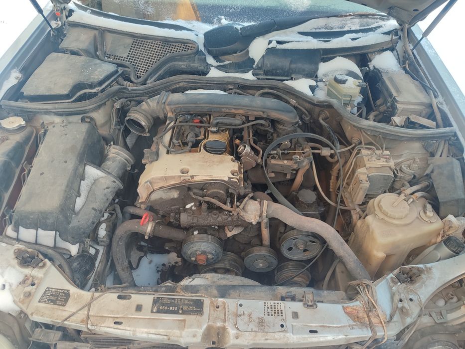 По запчастям продаётся Мерседес Е230 Е200 Е280 W210 лупар