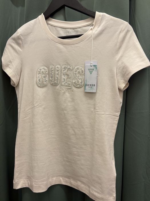 Teниска Guess нова