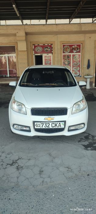 Нексия 3 сотилади