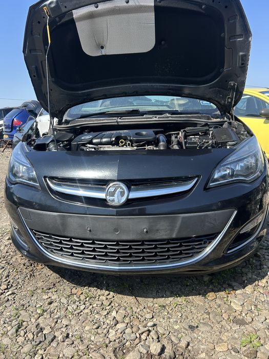 Bară spate completă Opel Astra J facelift 2014